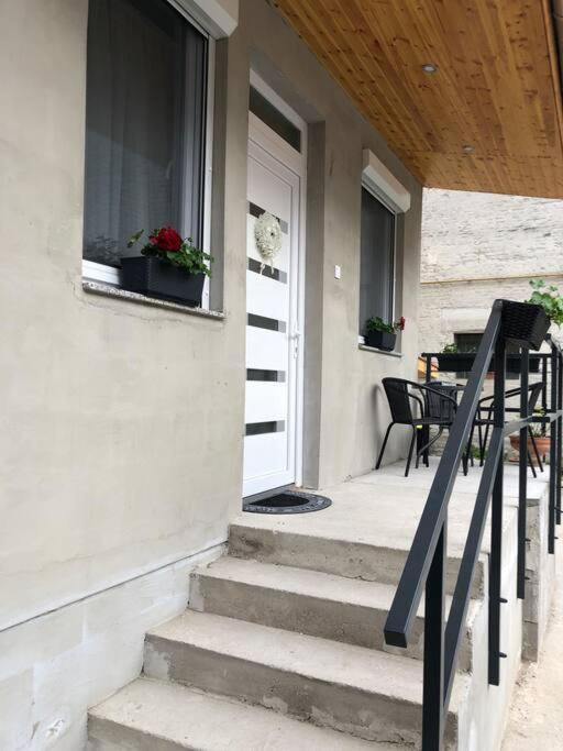 Mora Apartman 3. Kiskunfélegyháza Exterior foto