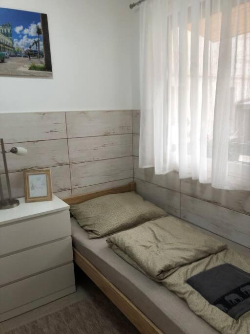 Mora Apartman 3. Kiskunfélegyháza Exterior foto
