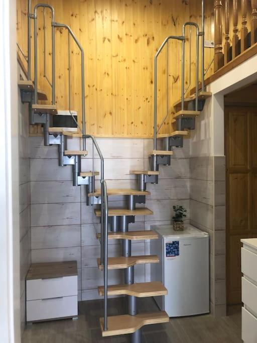 Mora Apartman 3. Kiskunfélegyháza Exterior foto